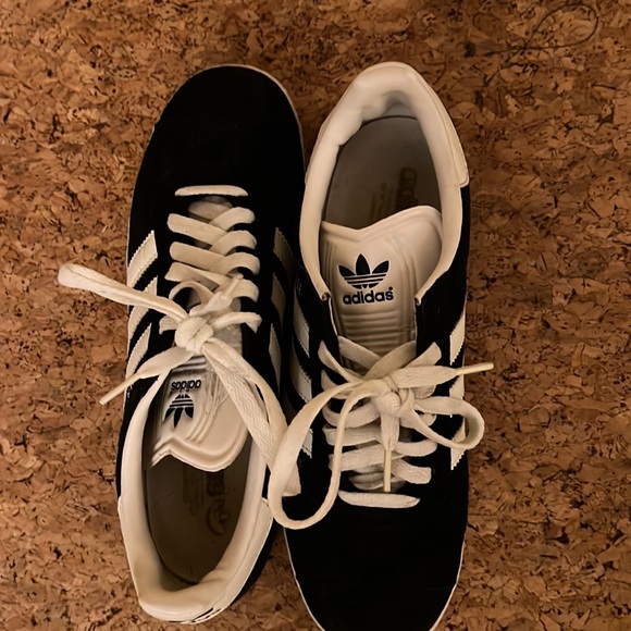 Adidas Gazelle - Picture 3 of 4